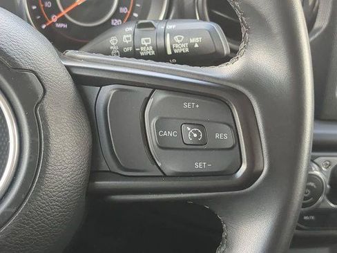 Certified 2022 Jeep Wrangler Unlimited Sport AWD/4WD image 28