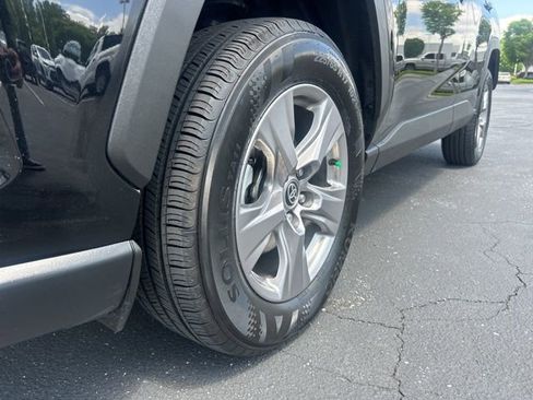 Used 2024 Toyota RAV4 XLE FWD image 14
