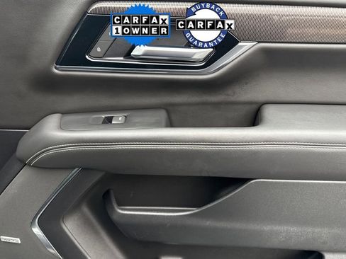 Used 2025 GMC Yukon Elevation image 27