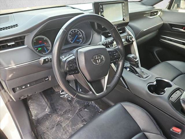 Used 2022 Toyota Venza XLE AWD/4WD image 13