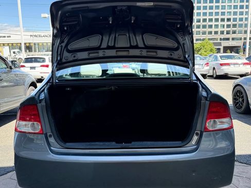 Used 2010 Honda Civic DX-VP image 31