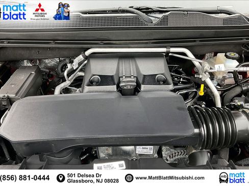 Used 2024 GMC Canyon Denali image 11