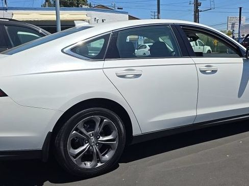 Used 2024 Honda Accord EX image 3
