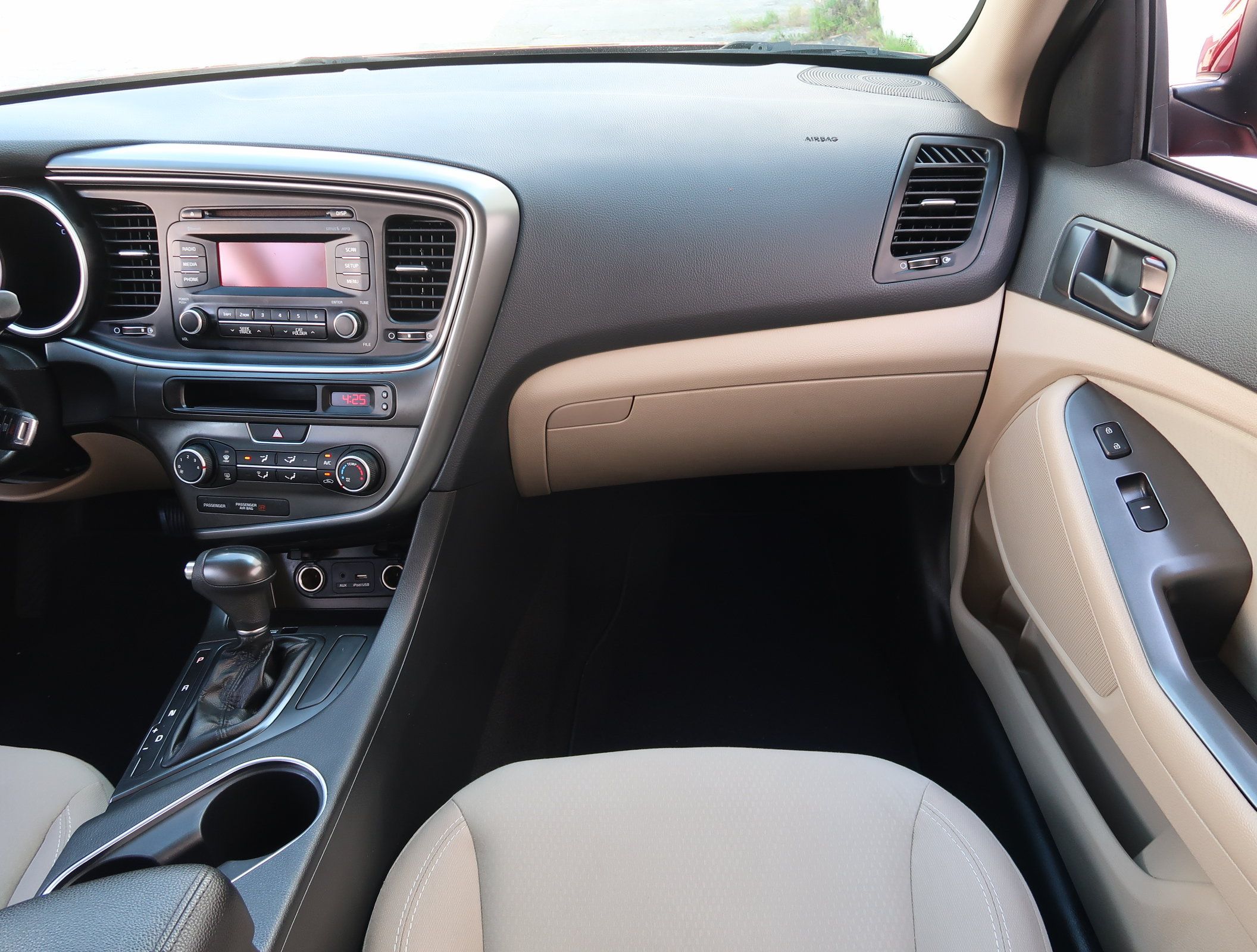 Used 2015 Kia Optima LX FWD image 14
