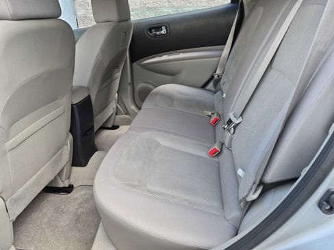 Used 2013 Nissan Rogue S AWD/4WD image 16