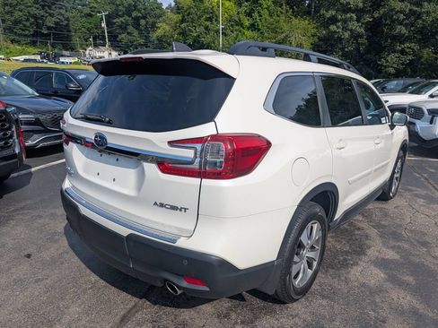 Used 2023 Subaru Ascent Premium w/ Convenience Package AWD/4WD image 7