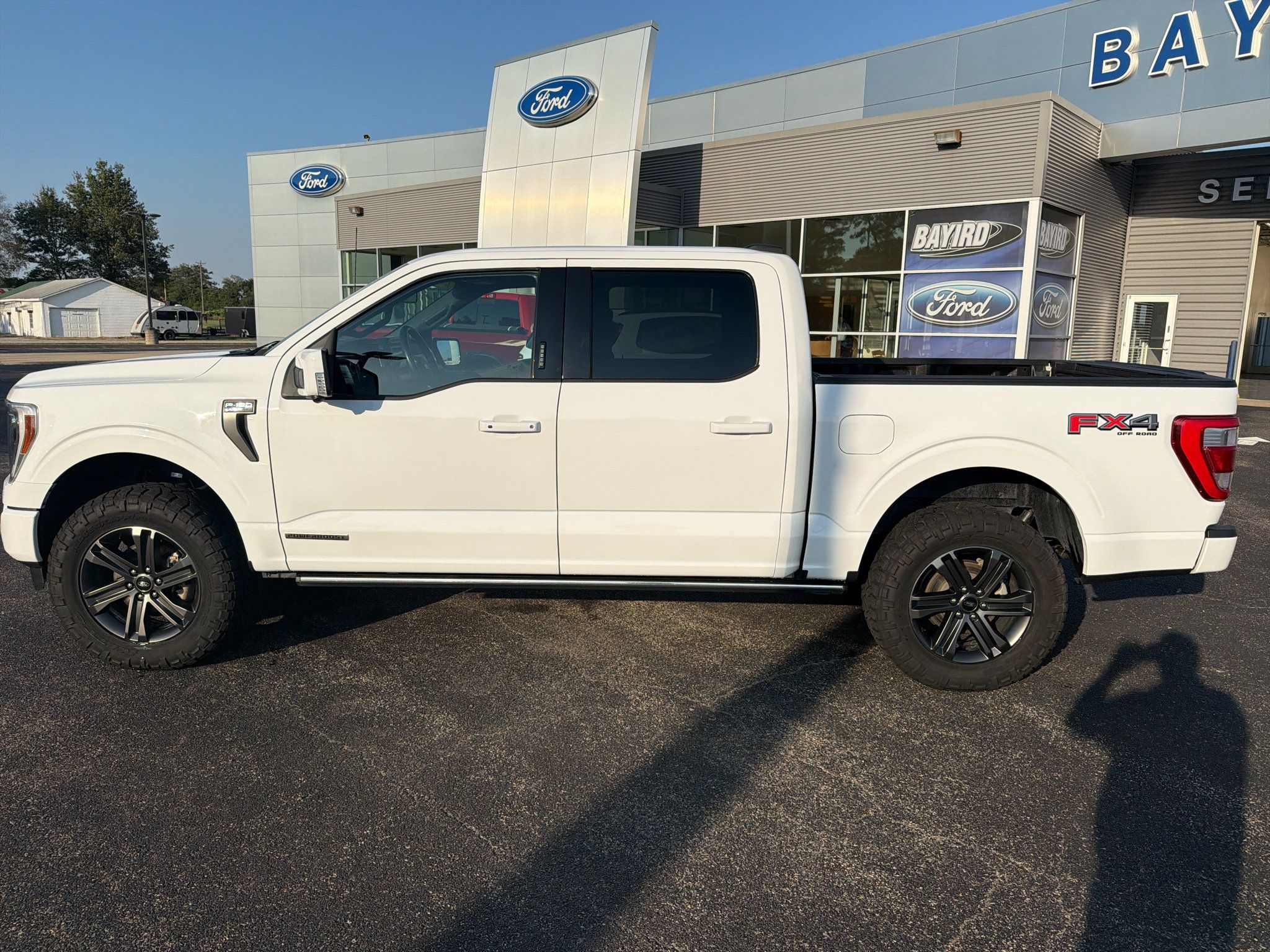 Used 2021 Ford F150 Lariat w/ Equipment Group 502A High AWD/4WD image 18