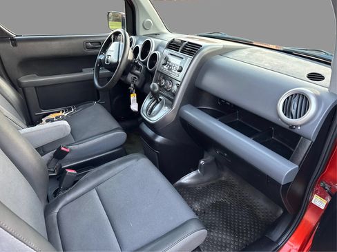 Used 2005 Honda Element EX image 26
