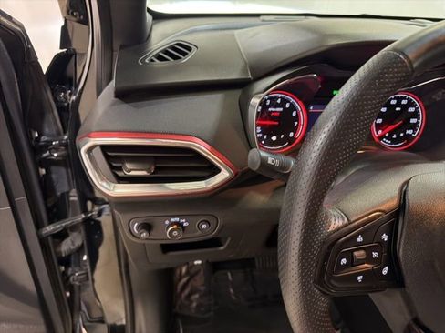 Used 2023 Chevrolet TrailBlazer RS w/ Sun and Liftgate Package image 14