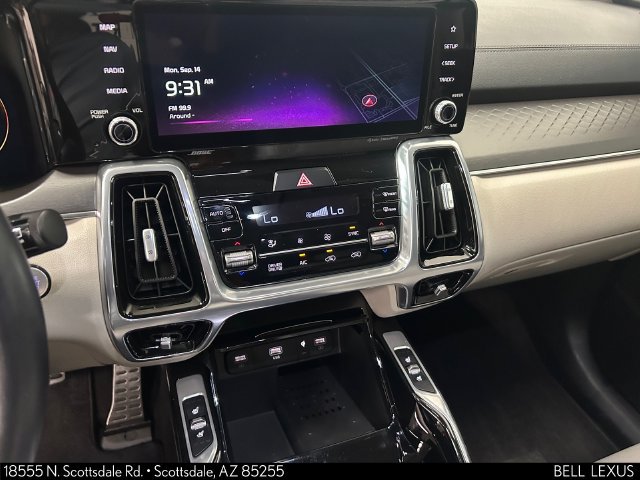 Used 2023 Kia Sorento SX Prestige w/ Panoramic Sunroof Package AWD/4WD image 23