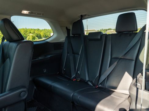 Used 2025 Toyota Grand Highlander AWD image 15