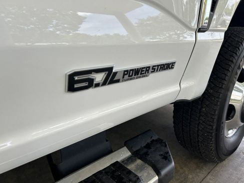 Used 2025 Ford F350 XLT w/ 360-Degree Camera Package AWD/4WD image 19