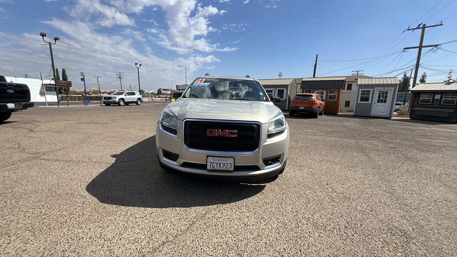Used 2014 GMC Acadia SLE FWD image 2