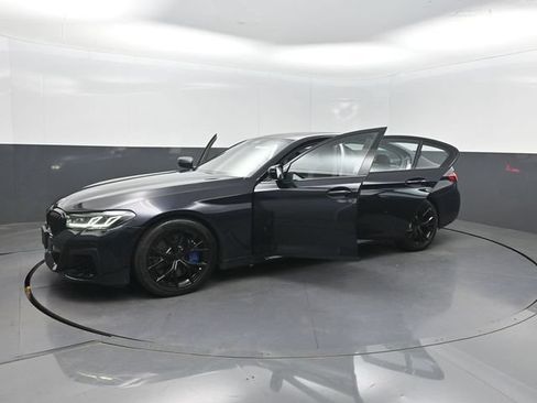 Used 2021 BMW M550i xDrive w/ Dynamic Handling Package AWD/4WD image 35