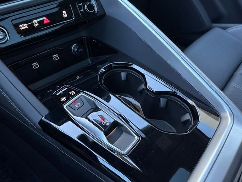 New 2025 Audi Q5 Premium Plus image 19