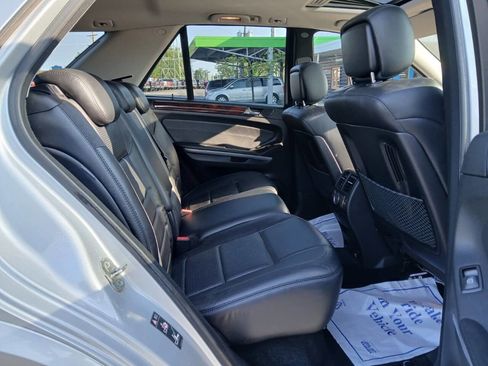 Used 2007 Mercedes-Benz ML 63 AMG 4MATIC image 16