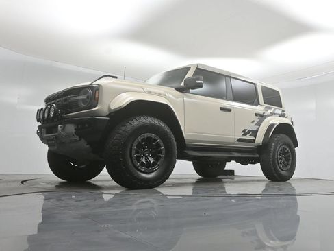 Used 2025 Ford Bronco Raptor AWD/4WD image 41