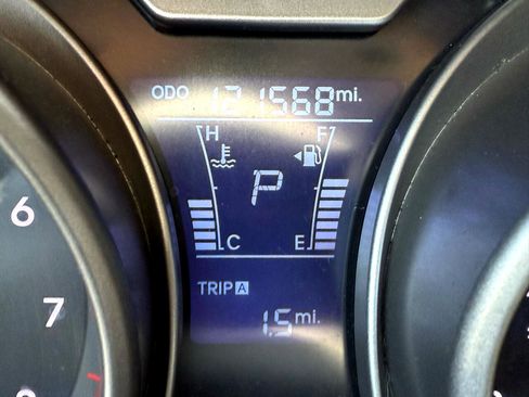 Used 2016 Hyundai Veloster image 18