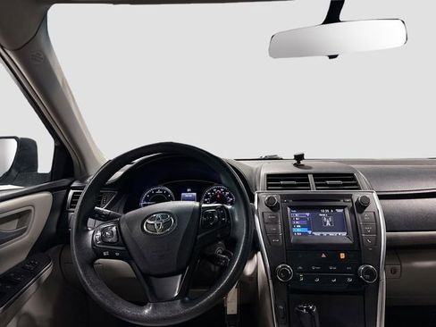 Used 2017 Toyota Camry LE FWD image 21