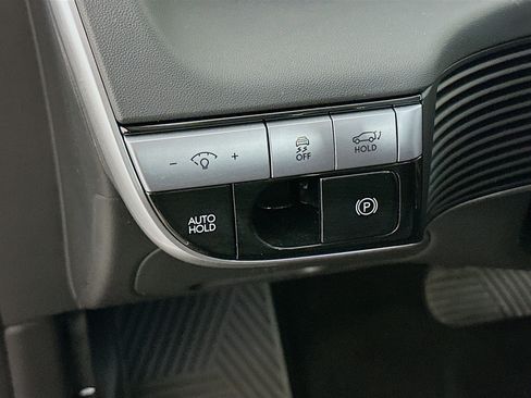 Used 2024 Hyundai Ioniq 5 SEL RWD image 17
