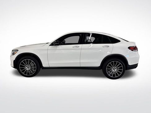 Used 2023 Mercedes-Benz GLC 300 4MATIC Coupe image 2
