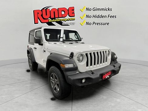 Used 2019 Jeep Wrangler Sport AWD/4WD image 7