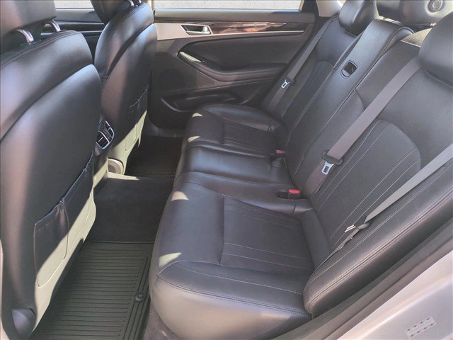 Used 2017 Genesis G80 3.8 AWD/4WD image 18