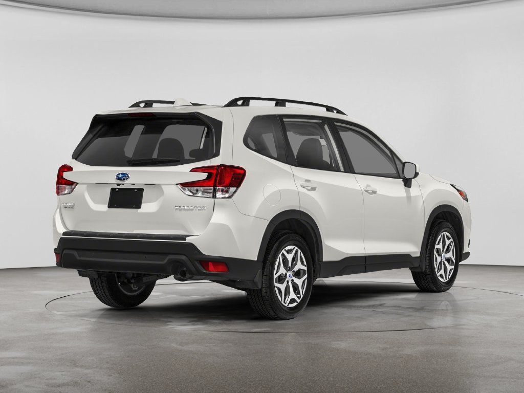 Used 2024 Subaru Forester Premium AWD/4WD image 2
