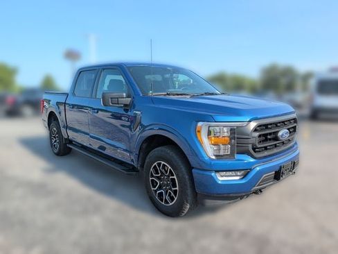 Used 2022 Ford F150 XLT w/ Equipment Group 302A High AWD/4WD image 4