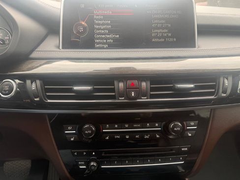 Used 2015 BMW X5 xDrive50i image 18