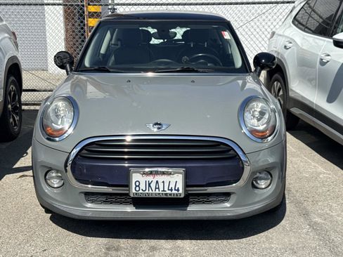 Used 2016 MINI Cooper 2-Door Hardtop FWD image 2