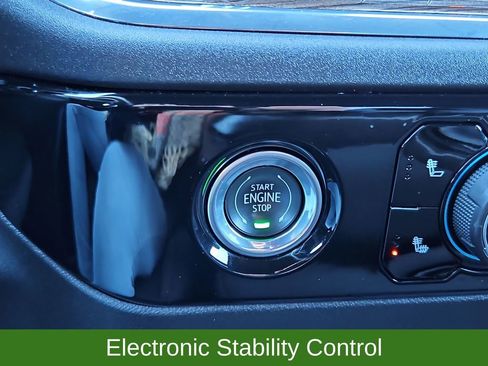 Used 2023 Chevrolet Silverado 1500 RST w/ Protection Package image 17