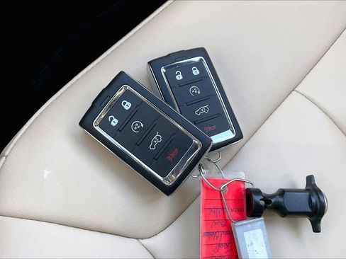 Used 2024 Jeep Grand Cherokee Limited w/ Trailer Tow Package image 14