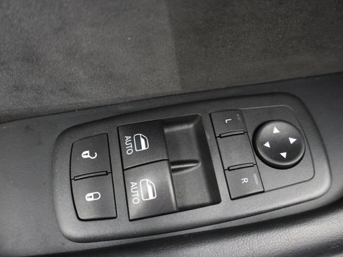 Used 2020 Dodge Challenger SRT Hellcat RWD image 39