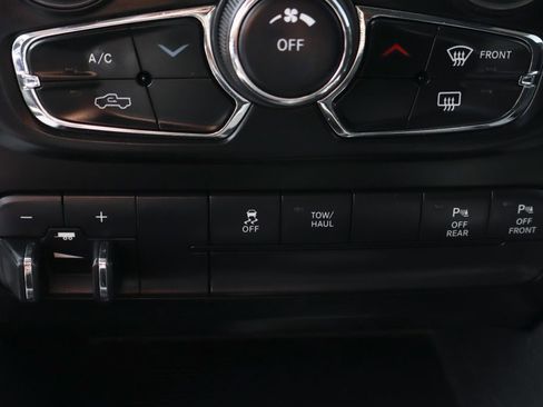Used 2016 RAM 1500 Big Horn RWD image 37