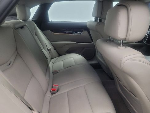 Used 2014 Cadillac XTS Luxury image 19