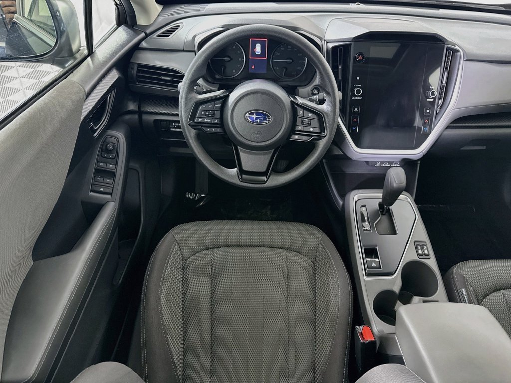 Used 2024 Subaru Crosstrek 2.0i Premium AWD/4WD image 3