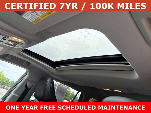 Used 2023 Toyota Highlander XLE AWD/4WD image 15