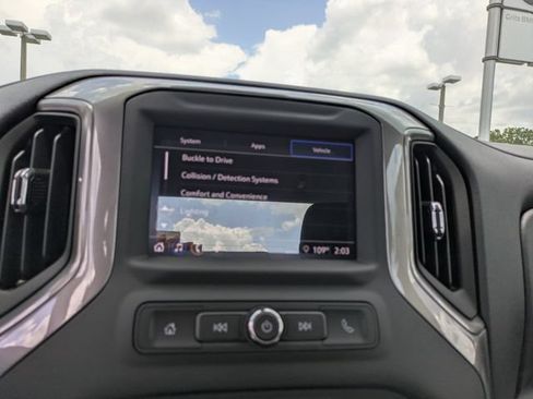 New 2026 GMC Sierra 2500 Pro RWD image 18