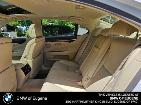 Used 2011 Lexus LS 460 AWD w/ Luxury Value Edition image 20