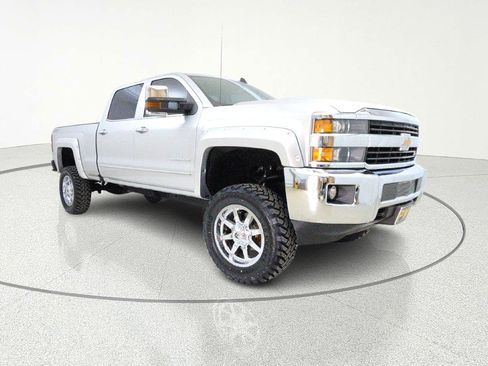 Used 2016 Chevrolet Silverado 3500 LTZ image 1