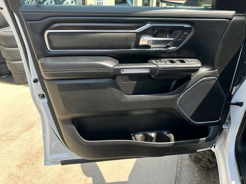 Used 2025 RAM 1500 Laramie AWD/4WD image 12