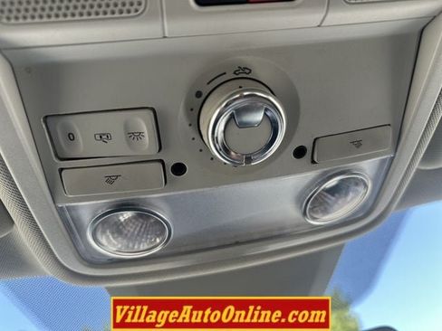Used 2022 Volkswagen Passat 2.0T SE FWD image 17