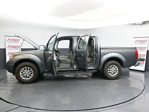 Used 2016 Nissan Frontier SV image 28