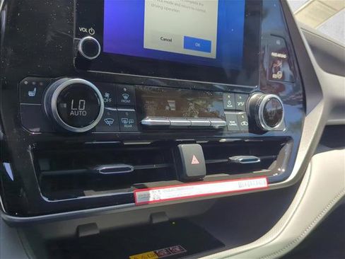 New 2026 Toyota Highlander XLE AWD/4WD image 22