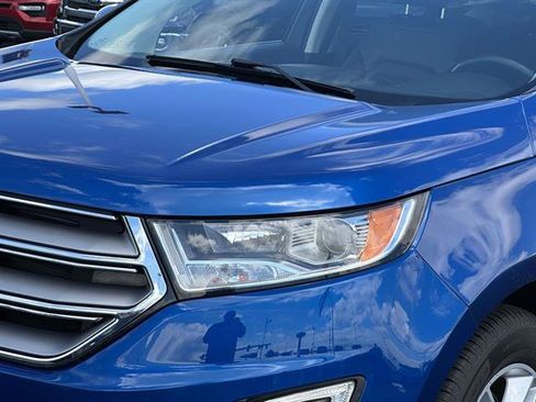 Used 2018 Ford Edge SEL w/ Equipment Group 201A AWD/4WD image 7