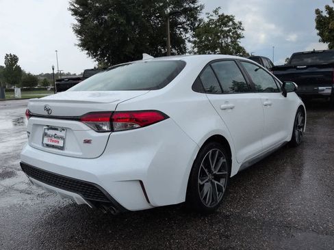 Used 2021 Toyota Corolla SE FWD image 6