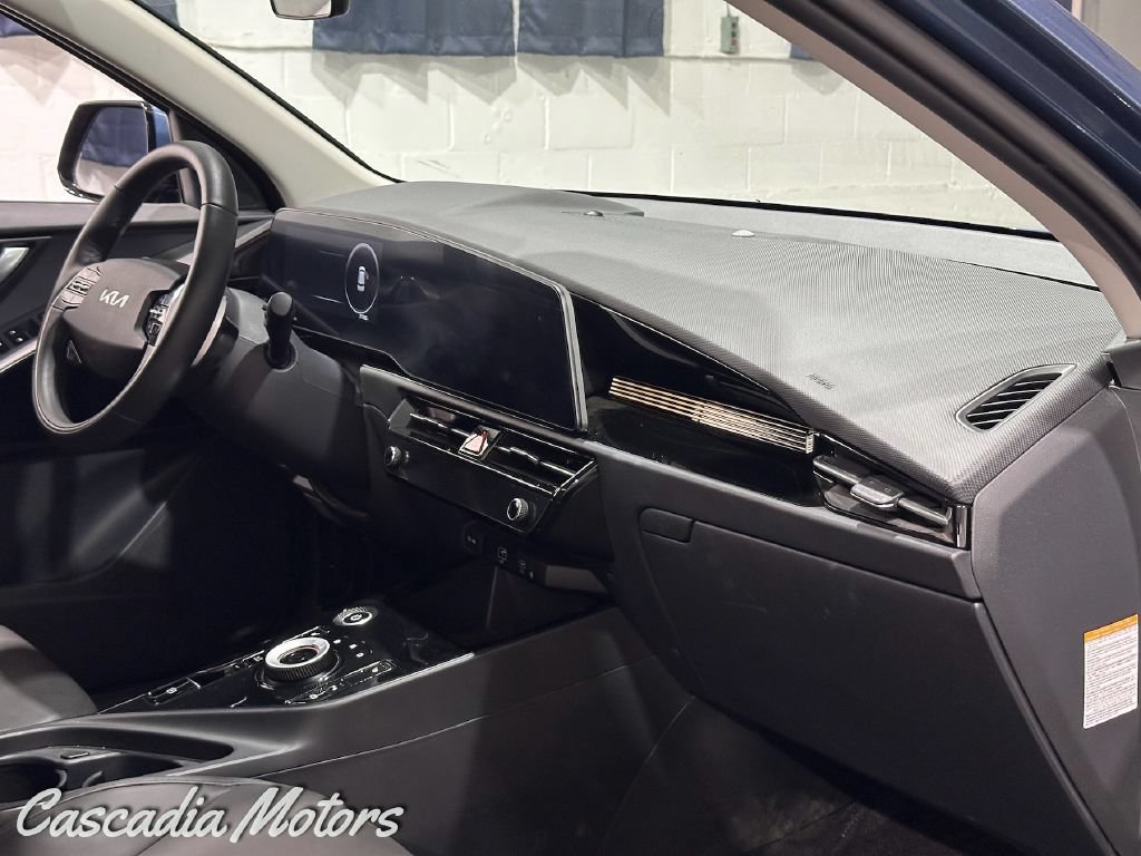 Used 2023 Kia Niro Wind w/ Wind Preserve Package FWD image 20
