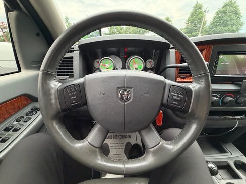 Used 2006 Dodge Ram 2500 Truck SLT AWD/4WD image 29