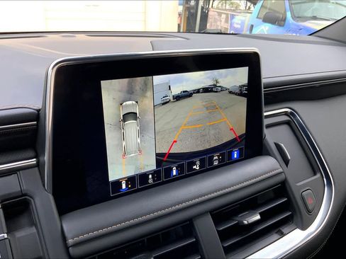 Used 2023 GMC Yukon AT4 w/ AT4 Premium Package image 27